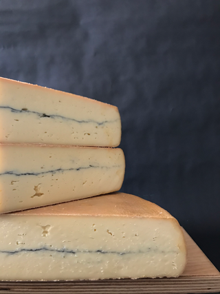 ashcombe supreme champion cheese at the artisan cheese awards 2021